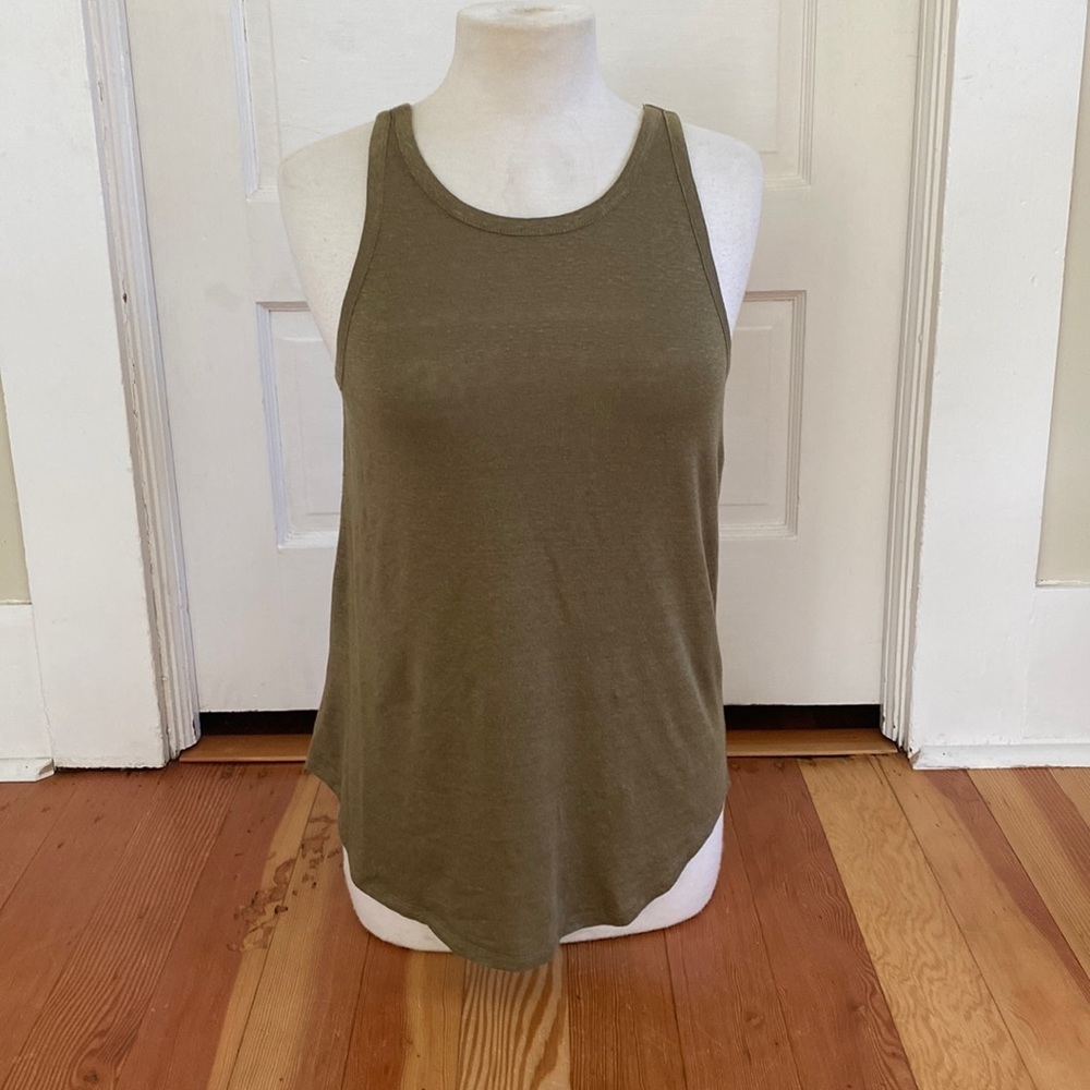Chaser NWT Olive Green Open Back High‎ NeckTank Top Medium